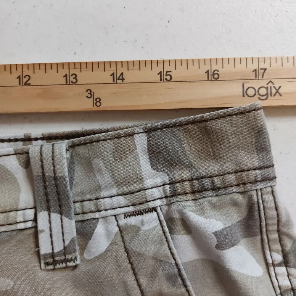 Levis gear up